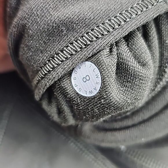 Lululemon High Times Mesh Tech Pants Olive Green‎ Medium size 8 - Picture 8 of 9